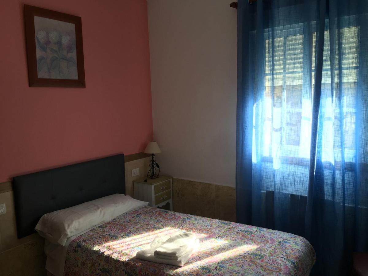 Hostal O Labrador Hotel O Hospital Kültér fotó